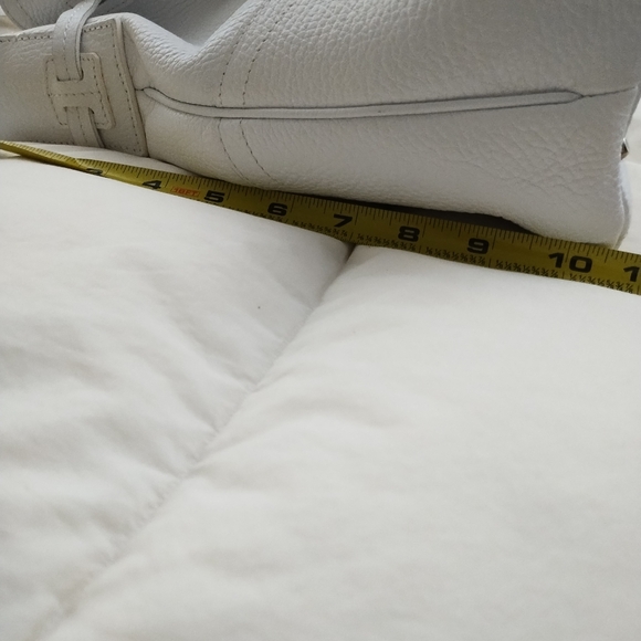 Italian Genuine Leather Nordstrom shoulder bag. White. - Picture 11 of 13